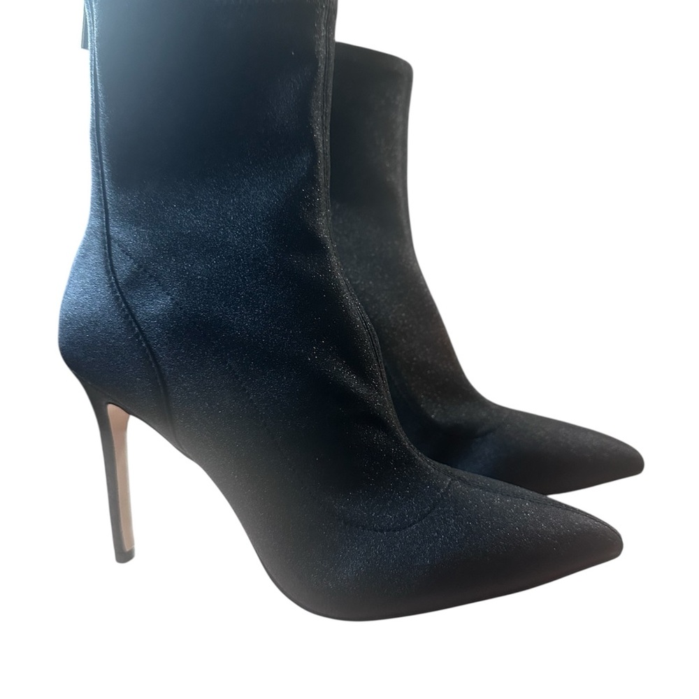 Jewel Badgley Mischka Black Heeled Boots